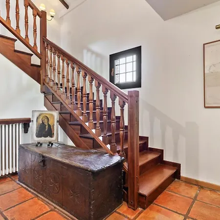 Nyaraló Figares, Casa Con Piscina *