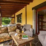 Figares, Casa Con Piscina * Cazamular