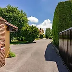 Figares, Casa Con Piscina Holiday home Cazamular
