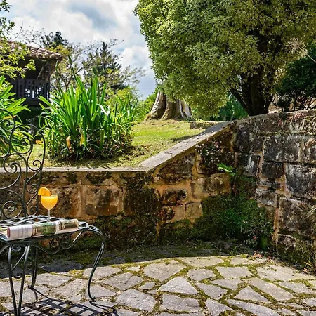 Dom wakacyjny Figares, Casa Con Piscina Quintueles